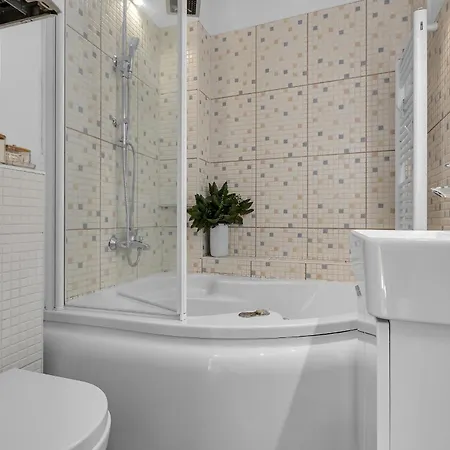 Hidden Garden , Stylish In Old Town アパート